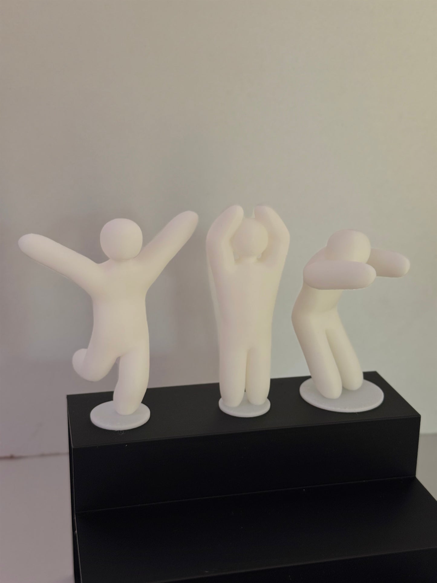 Meccha Chameleon All 8 Pose 3D Printed For Hiding / Painting with Display Stand